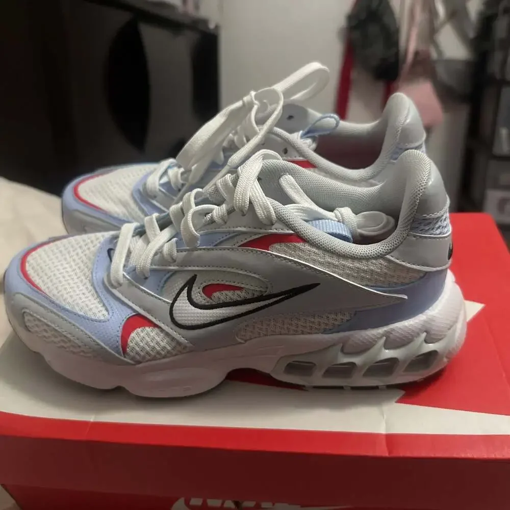 Nike Women's Zoom Air Fire White Royal Tint Pure Platinum DN1392-101 7w or 5.5me